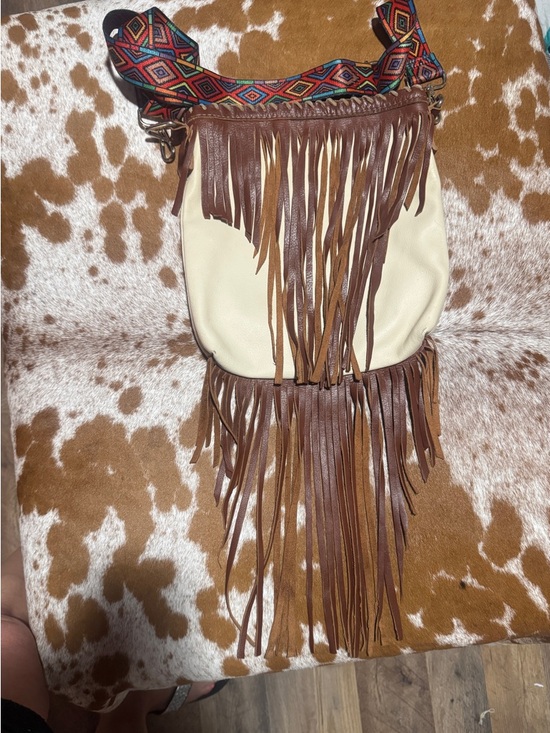 Source Unknown Handbags - Real Leather~Fringed Boho Crossbody Bag in Cream and Brown